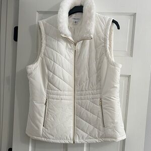 Calvin Klein Women's White Quilted Puffer Vest